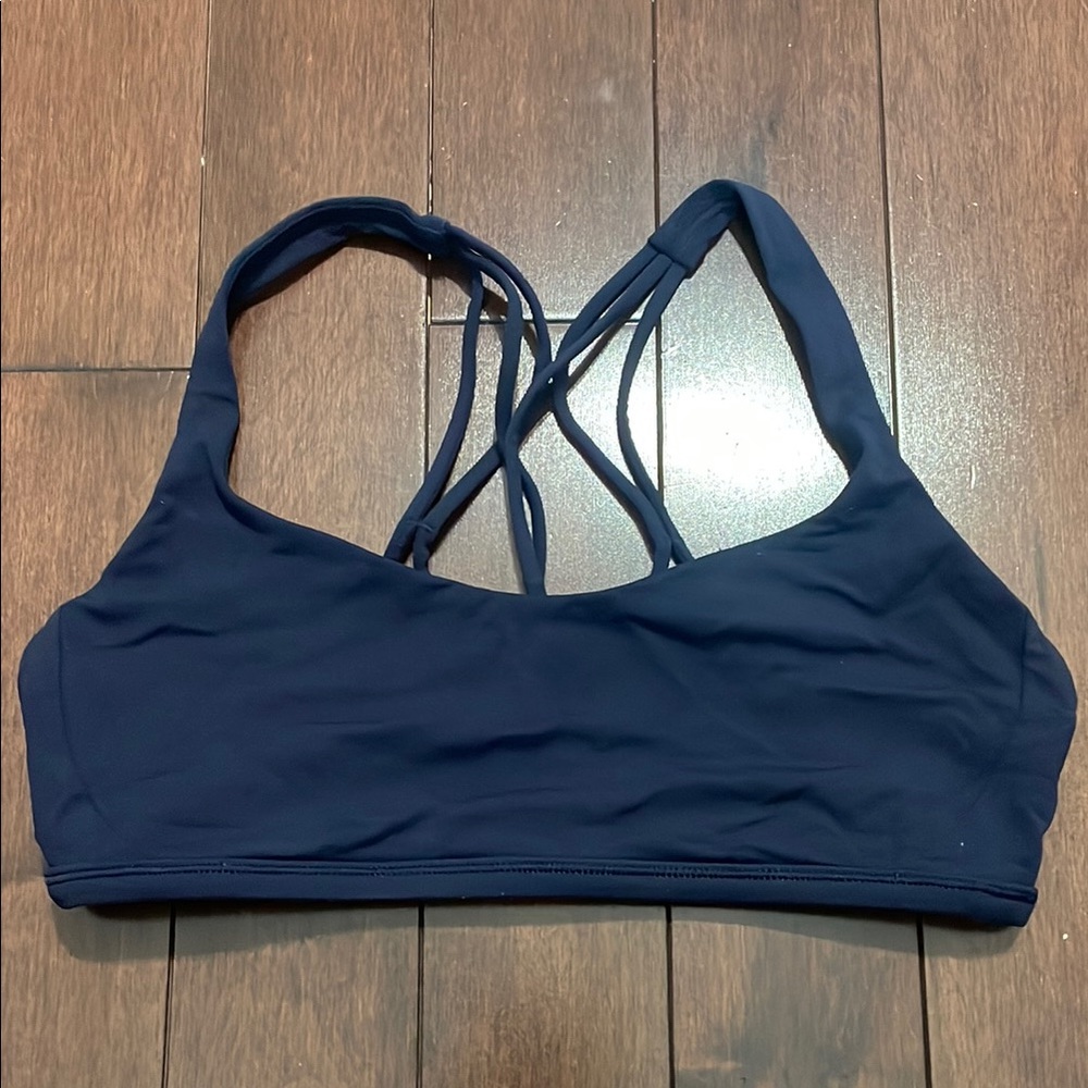 Lululemon Free To Be Wild Bra Navy Size 6